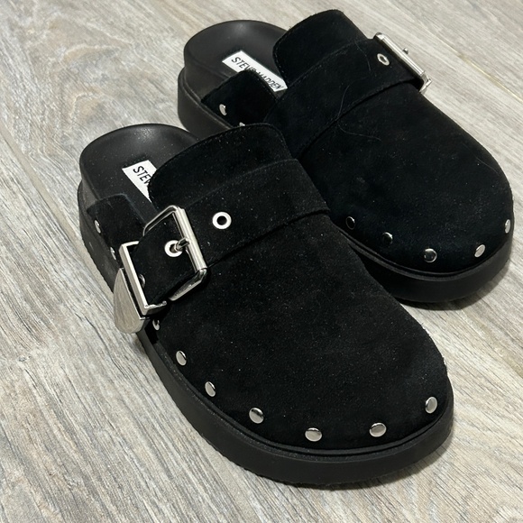 Steve Madden Shoes - LIKE NEW! Women's Steve Madden Cherrie Black Suede Clog - 6.5